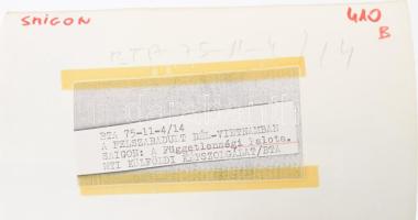 1975 Saigon, Dél-Vietnám, 4 db sajtófotó, MTI Külföldi Képszolgálat, a hátoldalon feliratozva, 18x13...