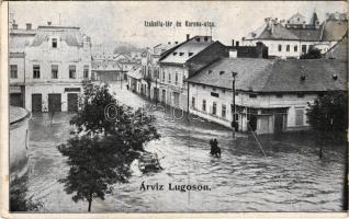 Lugos, Lugoj; Árvíz Lugoson, Izabella tér és Korona utca víz alatt, gyógyszertár, üzletek / flood, flooded street and square, pharmacy, shops (EK)