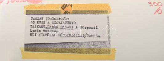 cca 1970-1980 Taskent, Üzbegisztán, 6 db sajtófotó, MTI Külföldi Képszolgálat, a hátoldalon felirato...