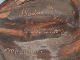 Badár Balázs kínai stílusú kétfüles váza. Jelzett, lepattanással, m: 26,5 cm