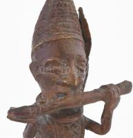 Hírnök szobor. Réz, bronz, cca 20. sz. eleje, Benin, m: 21,5 cm