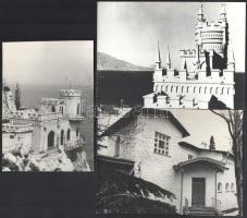 cca 1975-1980 Jalta, Krím-félsziget, Szovjetunió, 7 db sajtófotó, a hátoldalon feliratozva, vegyes á...