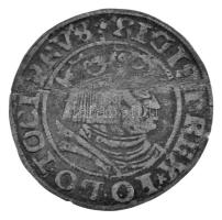 Lengyel Királyság 1532. 1gr Ag "I. Zsigmond" (1,81g) T:VF erősen hajlott lemez, patina Kingdom of Poland 1532. 1 Groschen Ag "Sigismund I" (1,81g) C:VF heavily bent coin, patina Krause Kop#3081, 3083-3086