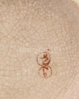 Komacsésze. cca 19. sz. második fele, jelzett, sérüléssel, d: 11 cm, m: 7 cm