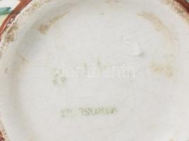 Városlőd váza. cca 20. sz. eleje, mázas kőcserép, jelzett, mázhibával, m: 15 cm