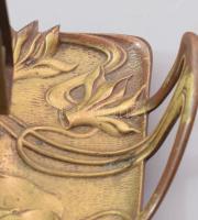 Szecessziós gyufatartó, virágmintákkal, aranyozott réz, 17x10x10 cm