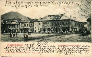 1904 Nagybánya, Baia Mare; Fő tér keleti oldala, Herskovits J. T., Platthy Géza üzlete, piac. Molnár Mihály kiadása / main square, shops, market (EK)