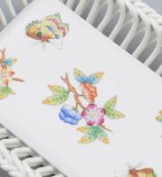 Herendi Viktória mintás fonatos kínáló. Jelzett, hibátlan, 17x12 cm