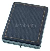 Madarassy Walter (1909-1994) ~1933. "Magyar Turista Szövetség" Br emlékplakett, hátoldalán...