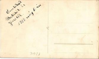 1939 Magyar katonatiszt karddal az oldalán és menyasszonya. photo