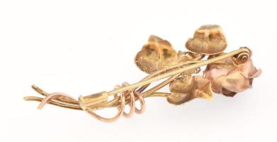 Arany (Au) 14K rózsa bross, jelzett, 5,3×2,3 cm, nettó: 6,3 g