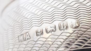 Ezüst(Ag) 2 db cizellált díszítésű szalvétagyűrű, jelzett, d: 4,6 cm, nettó: 21,1 g