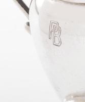 Ezüst(Ag) kis füles váza, monogrammal, jelzett, m: 7,5 cm, nettó: 41,9 g