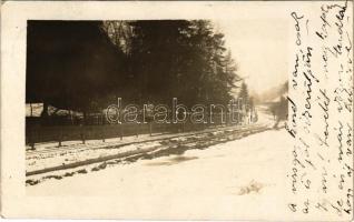 1914 Felsővisó, Viseu de Sus (?); Máramarosi kisvasútpálya télen / narrow-gauge railway line in the winter in Maramures. photo (EK)