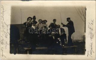 1914 Talpas, Talpos (Bihar, Bihor); Mulatozó társaság / people having fun. photo