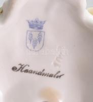 2 db Schierholz historizáló porcelán gyertyatartó, Kézzel festett, jelzett, lepattanásokkal.m: 22 cm