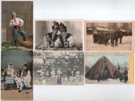 42 db RÉGI népviseletes motívum képeslap és fotó vegyes minőségben