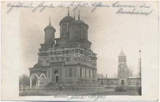 Curtea de Arges, Argyasudvarhely; Román ortodox kolostor és templom / Romanian Orthodox monastery and church. photo