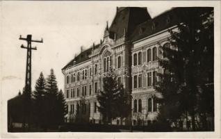 1938 Rimaszombat, Rimavska Sobota; Egyesült protestáns főgimnázium / school + "1938 Rimaszombat visszatért" So. Stpl (gyűrődés / crease)