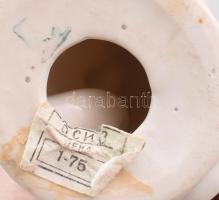 Kozák pár. Szovjet porcelán nő és férfi figura, egyik jelzett, m: 16-17 cm