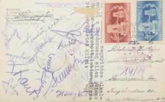 1949 A magyar labdarúgó válogatott tagjai által aláírt lap a Svédország elleni mérkőzésről, melyet 5:0-re megnyertünk. A lapon számos későbbi Aranycsapat tag aláírásával (Kocsis, Puskás, Deák, Bozsik, Zakariás, Hidegkuti és mások, és az edző Sebes Gusztáv.) / Autograph signed postcard of the Hungarian football team from a mach against Sweden.