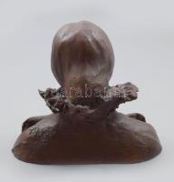 Kilényi Gyula (Julio Kilenyi, 1885-1959): Női büszt, 1903. Engóbozott terrakotta, jelzett, kis sérül...