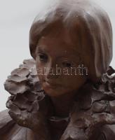 Kilényi Gyula (Julio Kilenyi, 1885-1959): Női büszt, 1903. Engóbozott terrakotta, jelzett, kis sérül...