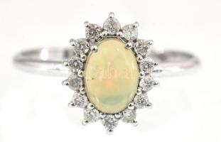 Arany (Au) 14K gyűrű opál és gyémánt kövekkel, jelzett, certifikáttal, méret: 56, bruttó: 1,96 g