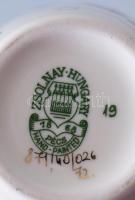 Zsolnay pillangó mintás váza. Kézzel festett, jelzett, hibátlan 16 cm