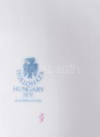 Hollóházi barokk zenész férfi figura, kézzel festett, jelzett, hibátlan, m: 23 cm