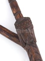 Szervátius Tibor? Korpusz. Faragott fa, jelzés nélkül. 33 cm