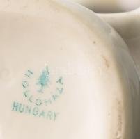 Hollóházi vizapár. Jelzett, kis kopással, m: 23 cm