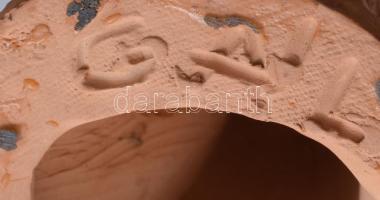 Gál jelzéssel: Hölgy virággal. Kerámia, m: 29 cm