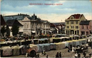 1913 Kézdivásárhely, Targu Secuiesc; Zsigmond tér a vigadóval, piac / square, concert hall, market (EK)