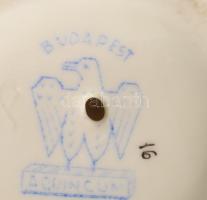 2 db Aquincum lányka. Kézzel festett, jelzett, hibátlan