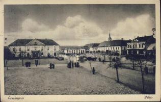 Érsekújvár main square