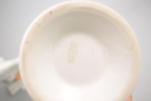 2 db Zsolnay gyógyszertári gyógyszeres edény. Fehér mázas, részben kézzel festett, hibátlan 17 cm