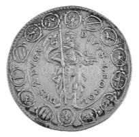Ausztria 1642. Ferdinánd kétdukátos érmének Ag replikája (27mm/0.835/6,46g) T:XF
Austria 1642. Ag r...