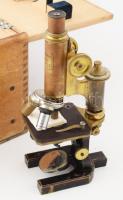 Carl Zeiss Jena mikroszkóp, fa dobozban