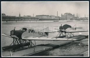 cca 1925 Aeroexpress hidroplán-kikötő a Dunán a Szent Gellért térnél (H-MACB lajstromjelű Junkers F 13 repülőgéppel), fotó, későbbi előhívás, 13x8,5 cm