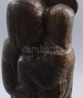 Kerényi Jenő (1908-1975): Mária a kisdeddel. cca 1940, mázas terrakotta, jelzett, kis sérülésekkel, ...