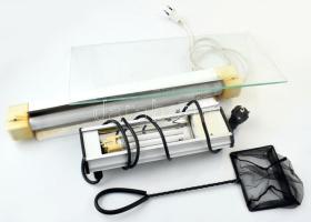 Üveg terrárium, akvárium Kb. 24 literes, 42cm x 20cm x 29cm.
Fedlappal 44cm x 22cm.
+ Diszhal háló...