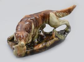 Orosz vadászkutya figura, jelzett, 19x15 cm