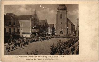 1914 Russische Parade in Insterburg am 3. Sept. 1914. Aufstellung der Truppen zum Feldgottesdienst. Verlag R. Gottwaldt / WWI Russian military parade in Insterburg (present day Chernyakhovsk, Russia) during the town's occupation, troops lining up for the field mass, shops of M. Friedländer, Robert Brendel (EK)