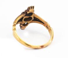 18K arany (Au) gyűrű, gyémántokkal (0,2 ct) és gyönggyel ékítve j.n. br 3,45 g m: 54