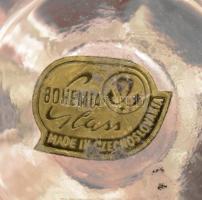 Bohemia 2 darab öntött gyertyatartó, egyik címkével jelzett, m: 4-6 cm