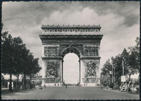 1949 Sásdi Tibornak, a Magyar Kerékpáros Szövetség főtitkárának a párizsi világkongresszusról küldöt...