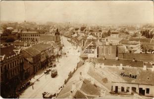 Újvidék, Novi Sad; utca, villamos, üzletek reklámplakátjai (Meteor, Stovariste Namestaja L. Menrath i Sin, Shonda) / street, trams, shops. photo (fa)