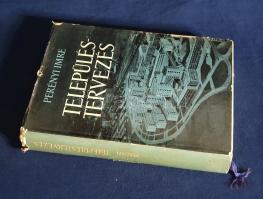 Perényi Imre: Településtervezés. Második, javított és bővített kiadás. (Dedikált.) Budapest, 1963. T...