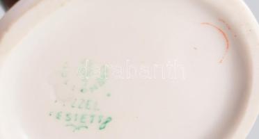 Hollóházi zenekar - hegedűs, harmonikás, fúvós figurák. Terv.: Káldor Aurél. Jelzett, kopással, m: 1...